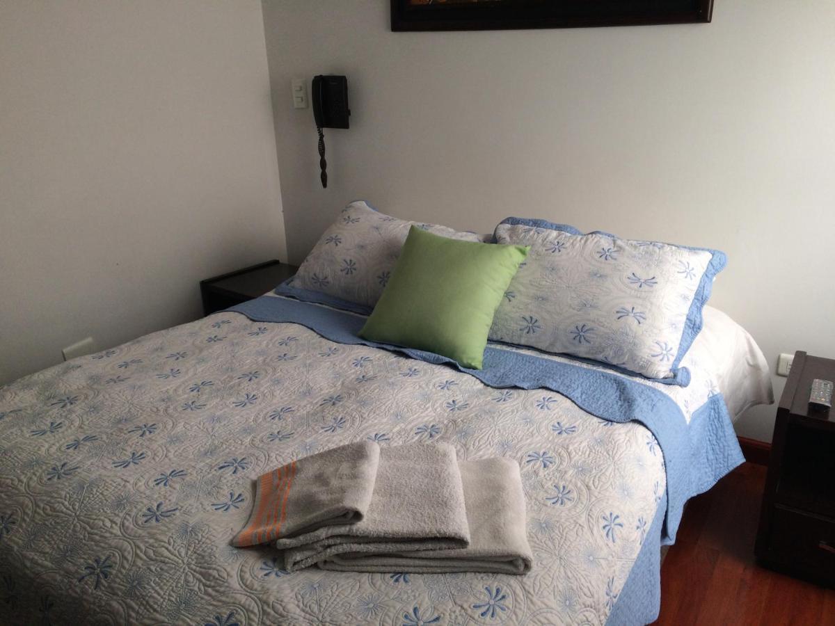 Hotel Parque Santander Tunja Bagian luar foto