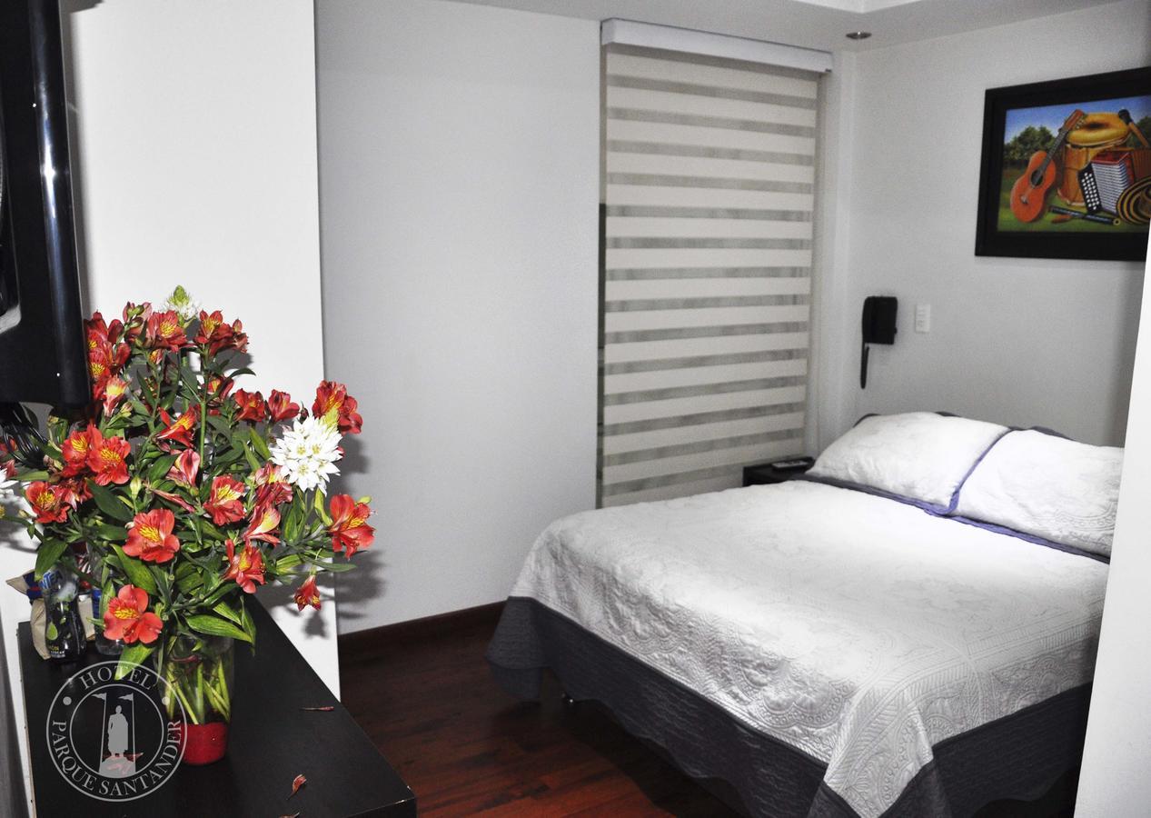 Hotel Parque Santander Tunja Bagian luar foto