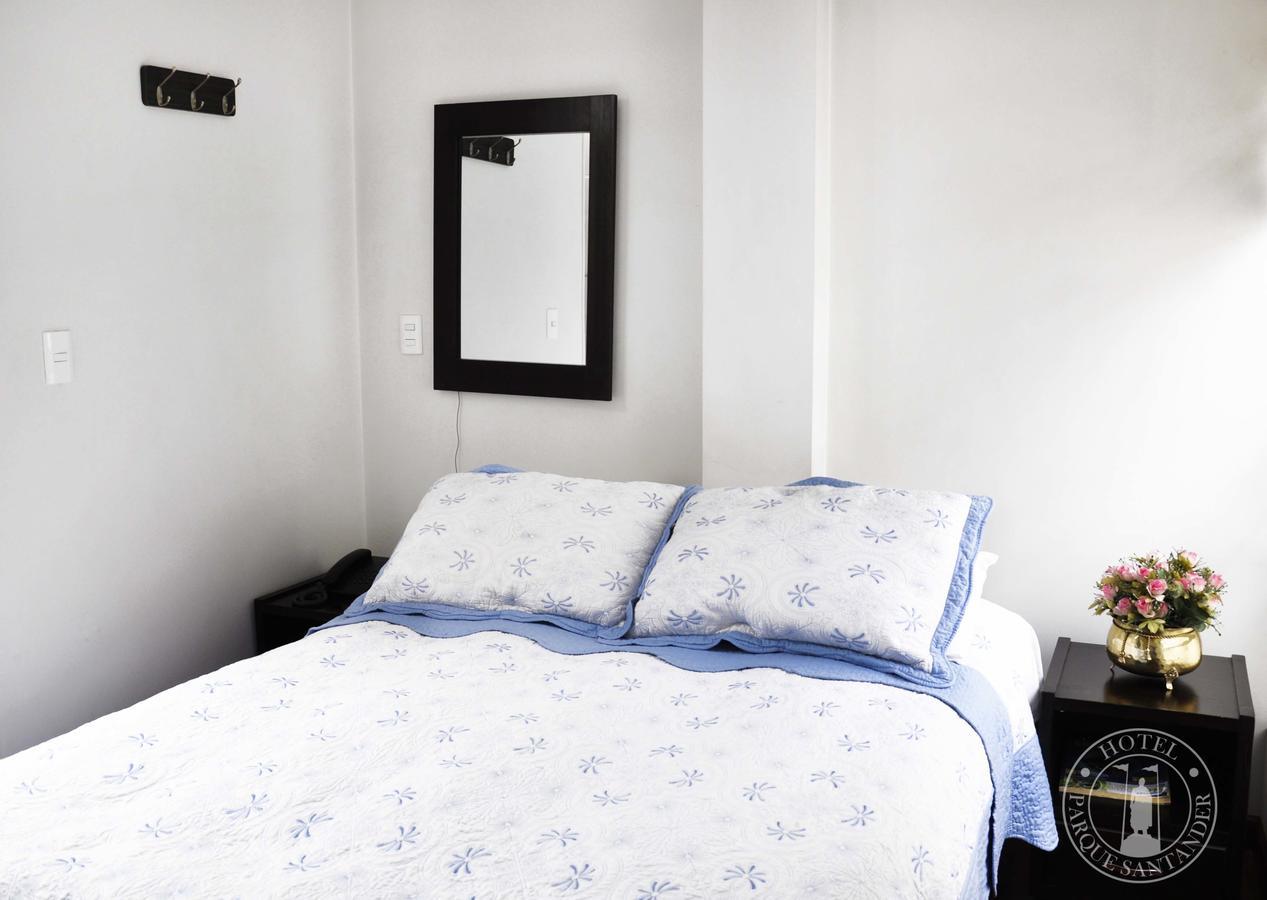 Hotel Parque Santander Tunja Bagian luar foto